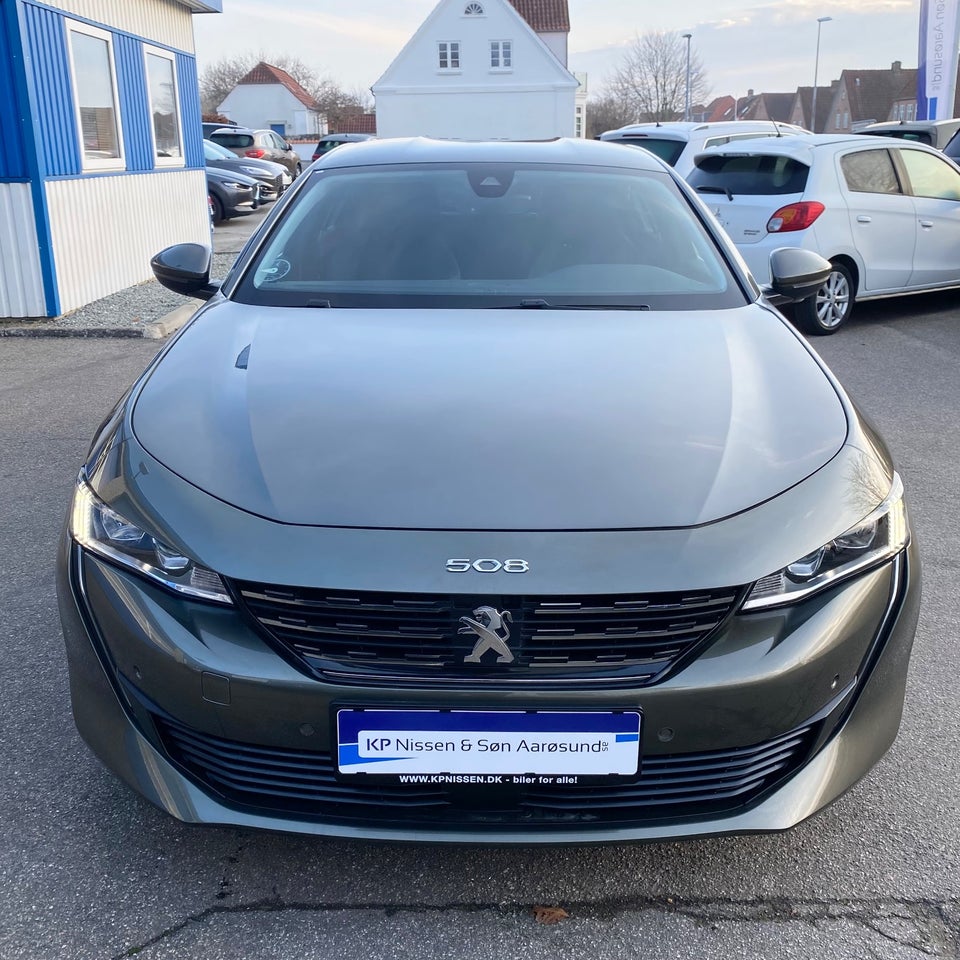 Peugeot 508 1,6 Hybrid Allure EAT8 5d