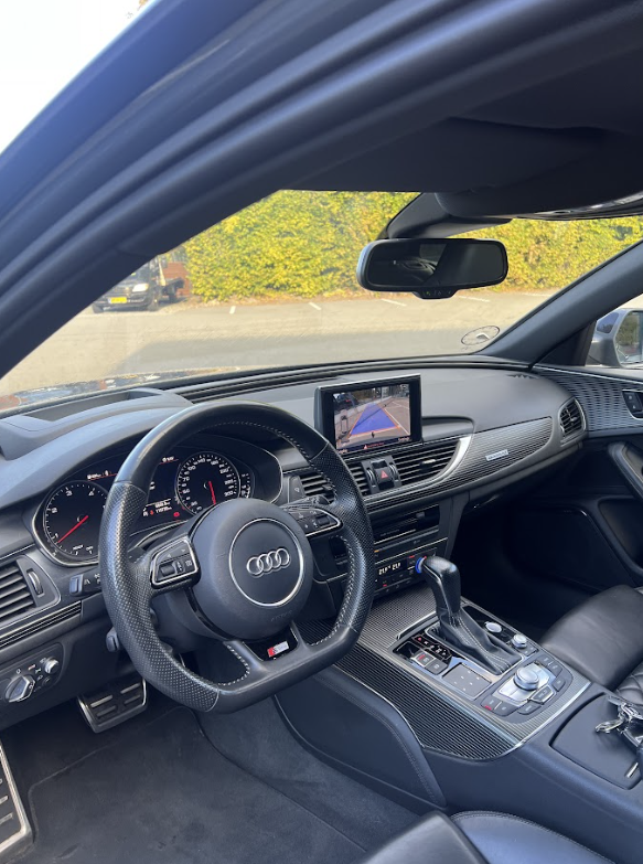 Audi A6 3,0 TDi 326 S-line Avant quattro Tiptr. 5d