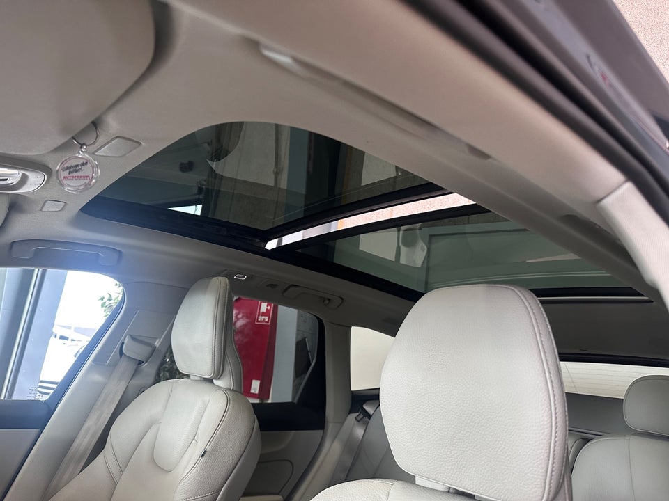 Volvo XC60 2,0 T6 ReCharge Inscription aut. AWD 5d