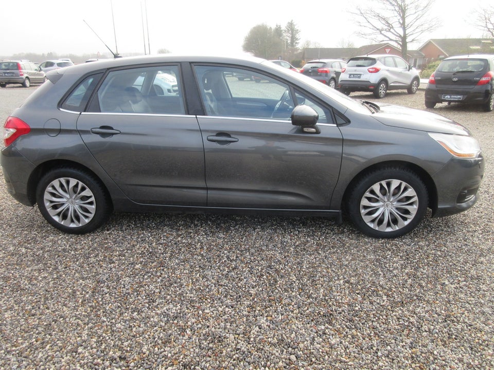 Citroën C4 1,6 HDi 90 Seduction 5d