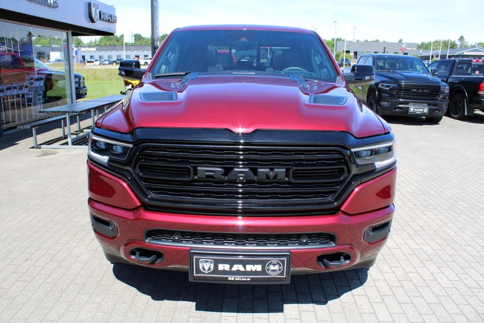 Dodge RAM 1500 5,7 V8 Hemi Limited Night aut. 4d