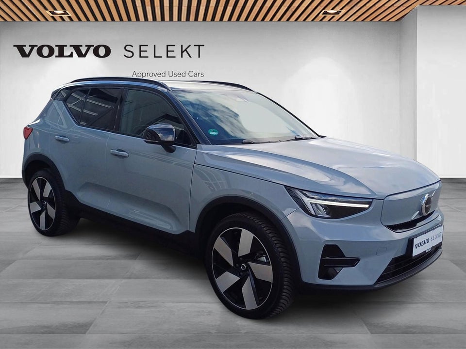 Volvo XC40 ReCharge Twin Plus 5d