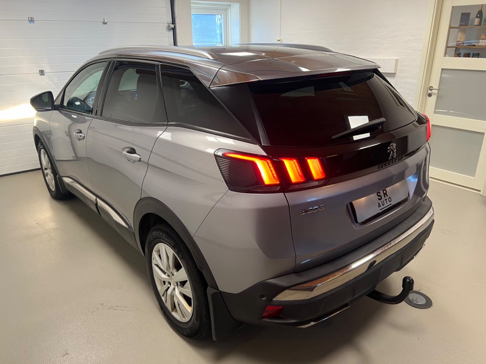 Peugeot 3008 1,6 BlueHDi 120 Allure EAT6 5d