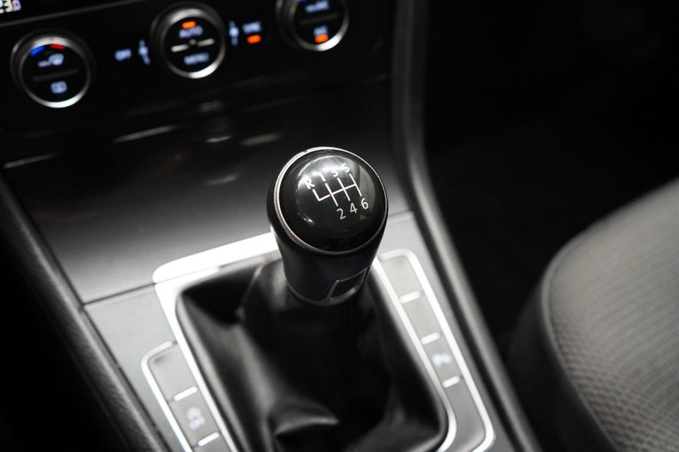 VW Golf VII 1,4 TSi 125 Comfortline 5d