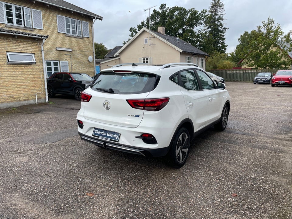 MG ZS 70 Luxury 5d