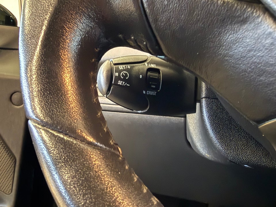 Peugeot 208 1,2 VTi Active 5d