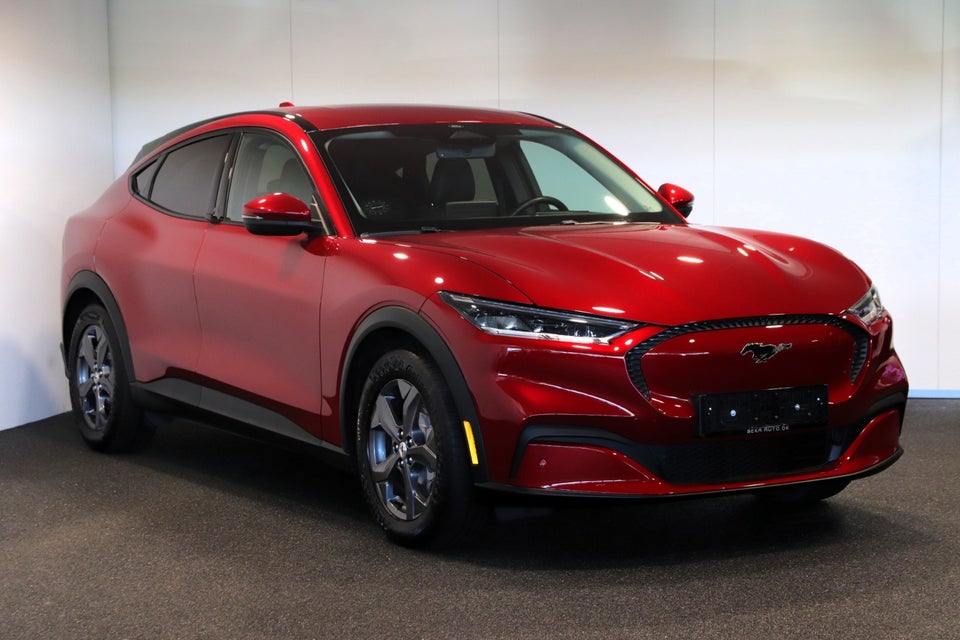 Ford Mustang Mach-E 75 Standard Range 5d