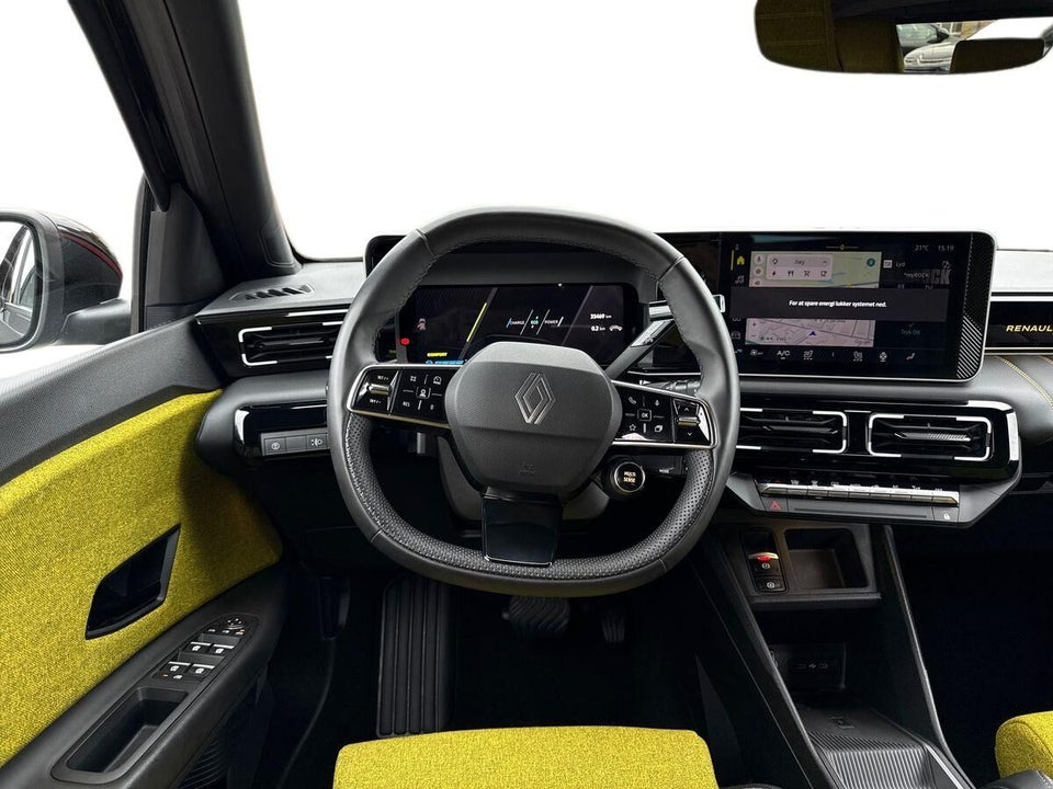Renault 5 E-Tech 52 Iconic 5d