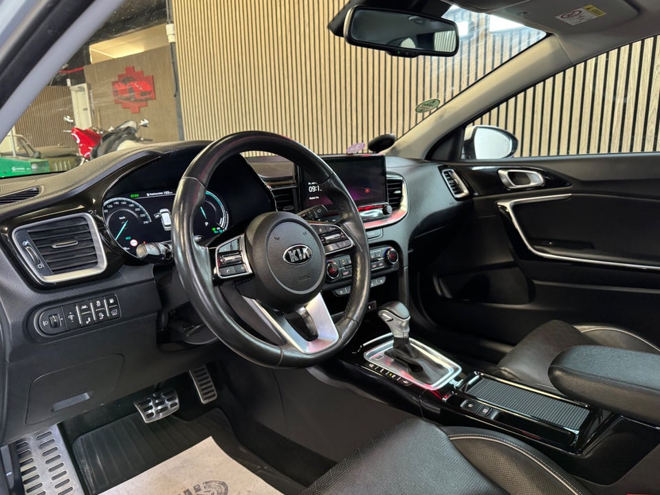 Kia Ceed 1,6 PHEV Upgrade+ SW DCT 5d