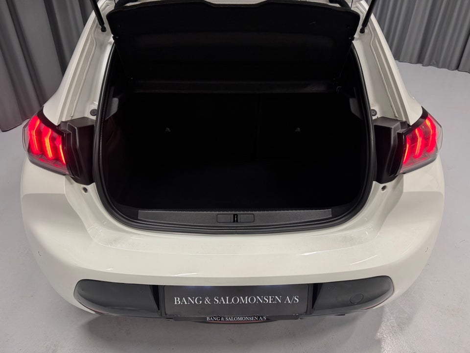 Peugeot 208 1,5 BlueHDi 100 Allure Sky 5d