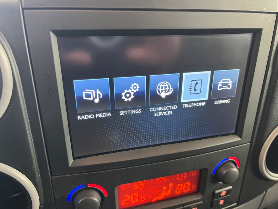 Peugeot Partner 1,6 BlueHDi 100 L1 Premium Van 4d