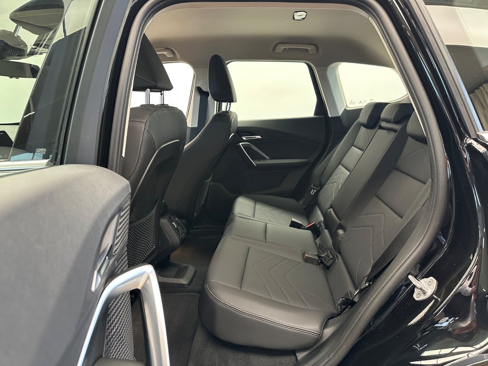 BMW iX1 xDrive30 X-Line 5d