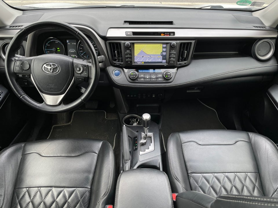 Toyota RAV4 2,5 Hybrid H3+ MDS 4x4 5d