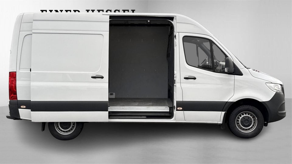 Mercedes Sprinter 317 2,0 CDi A2 Kassevogn aut. RWD