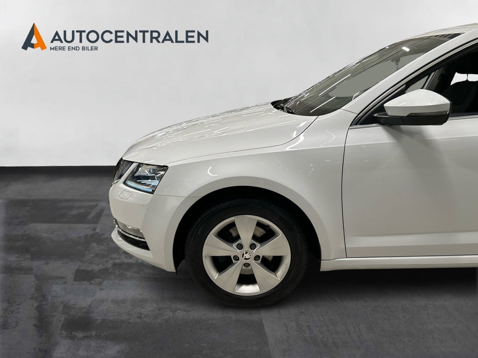 Skoda Octavia 2,0 TDi 150 Business Line+ Combi DSG 5d