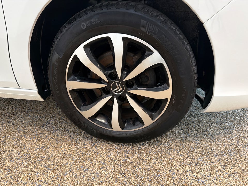 Citroën C4 1,6 BlueHDi 120 Millesime 5d