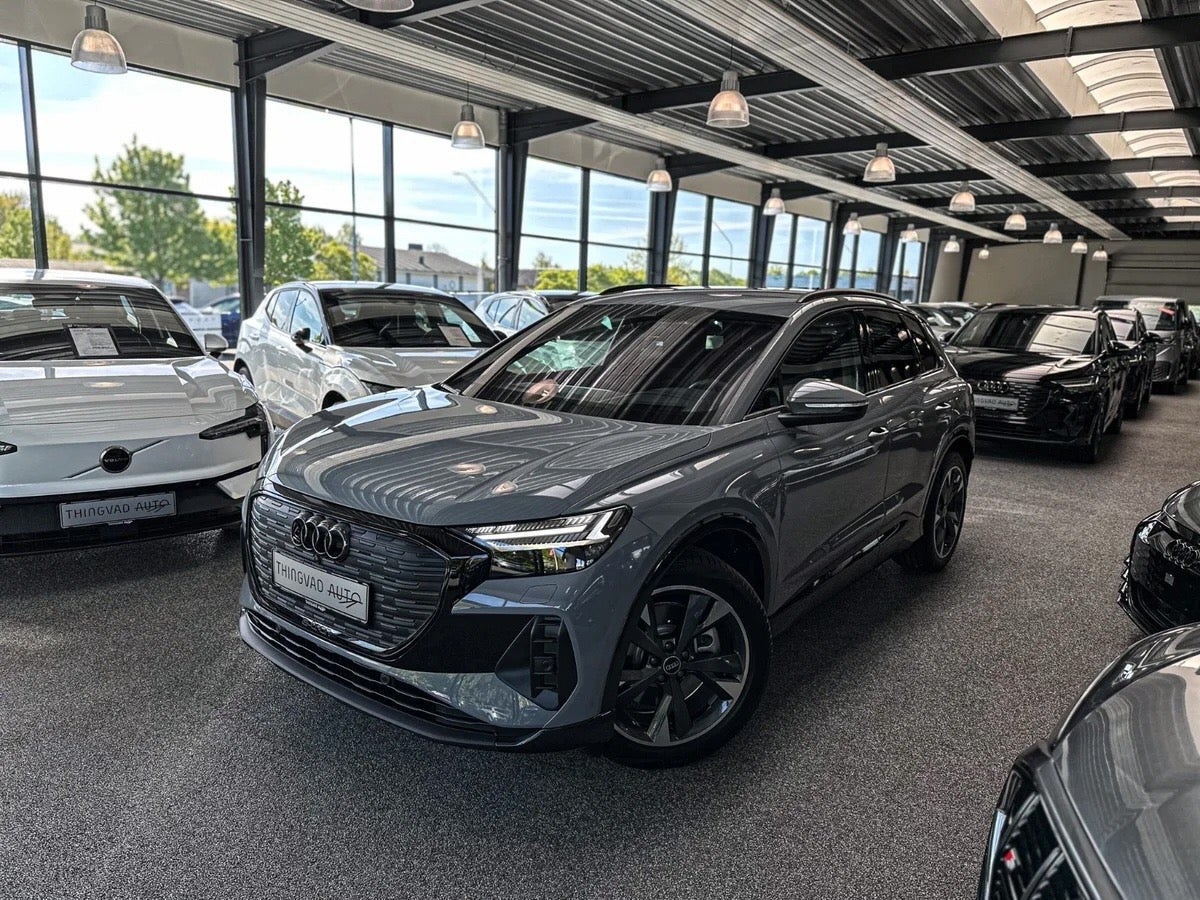 Audi Q4 e-tron 45 Progress 5d