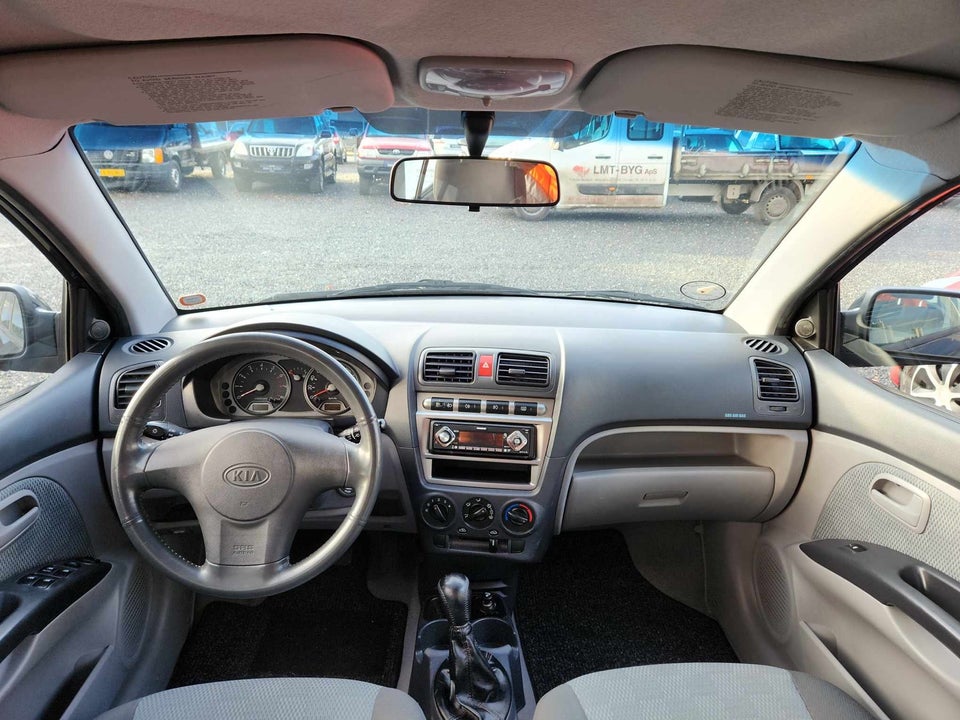 Kia Picanto 1,0 EX 5d