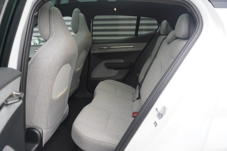 Volvo EX30 Extended Range Ultra 5d