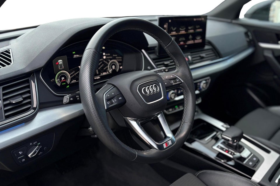 Audi Q5 55 TFSi e S-line quattro S-tr. 5d