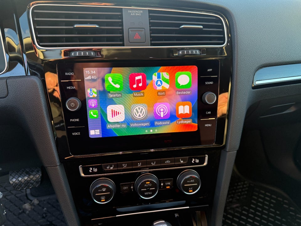 VW Golf VII 1,5 TSi 150 Highline Variant DSG 5d