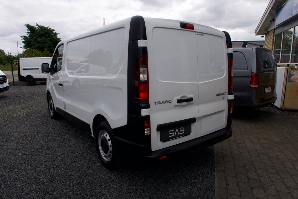 Renault Trafic T29 2,0 dCi 145 L1H1 EDC