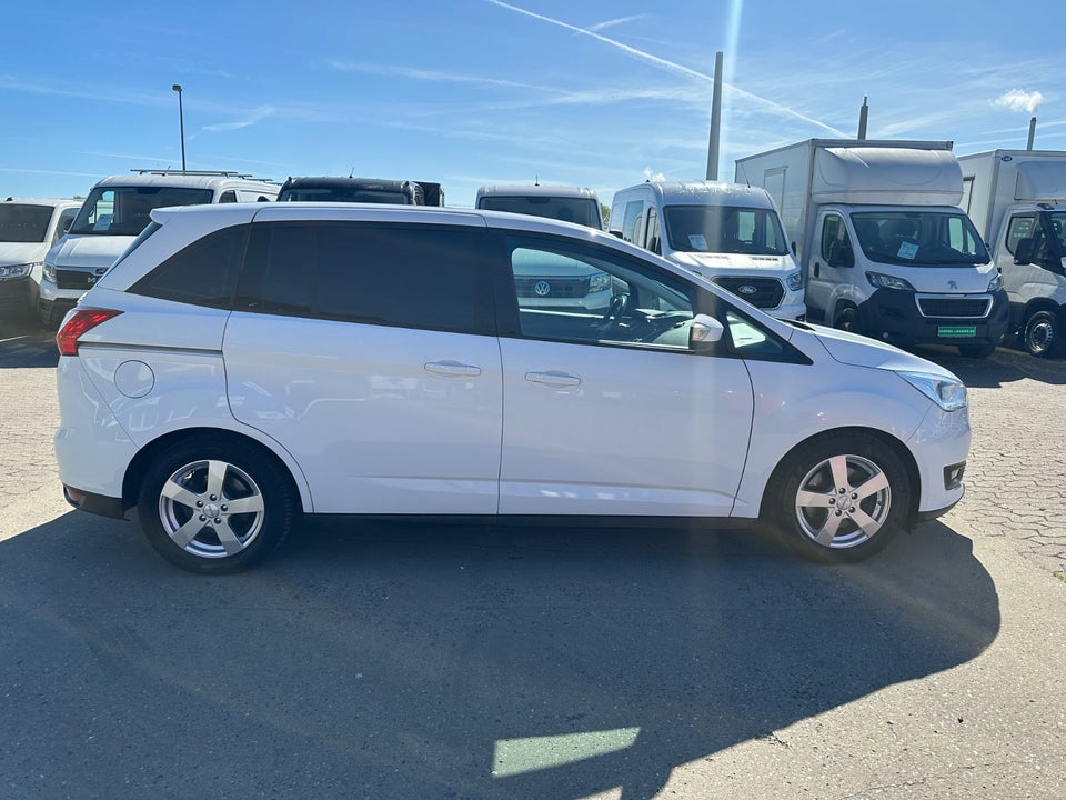 Ford Grand C-MAX 1,5 TDCi 120 Business Van 5d