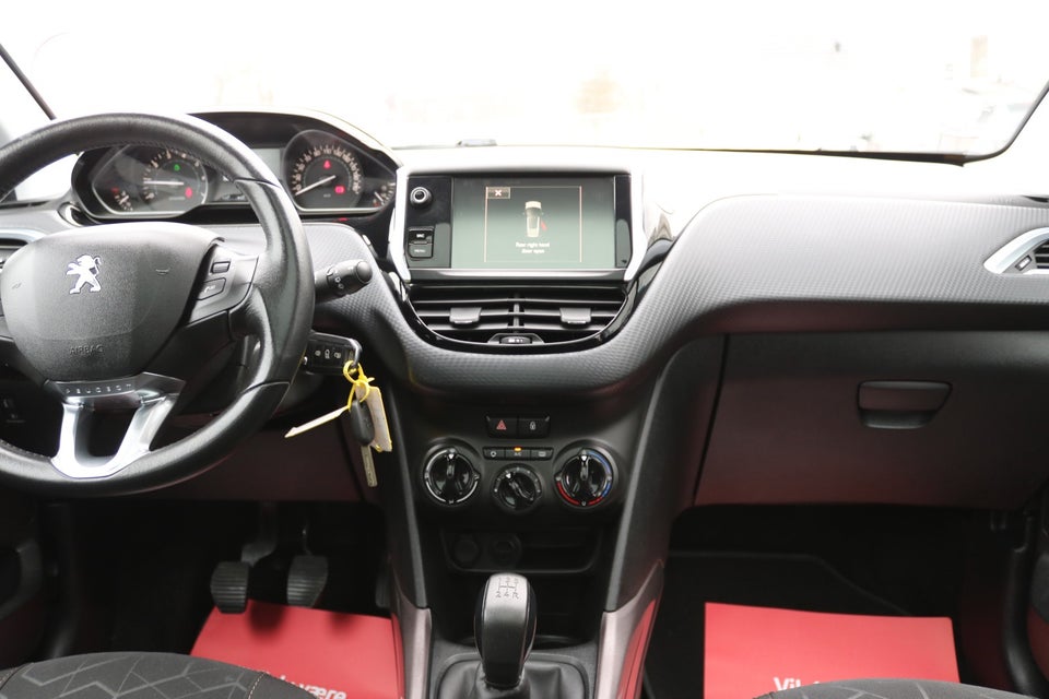 Peugeot 2008 1,2 VTi 82 Active Sky 5d