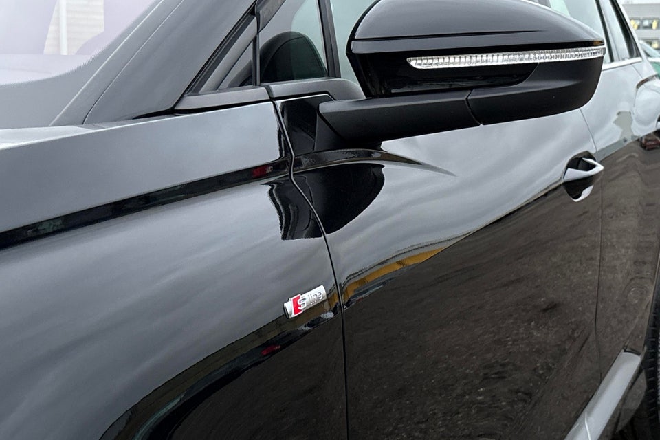 Audi Q4 e-tron 40 Attitude S-line 5d