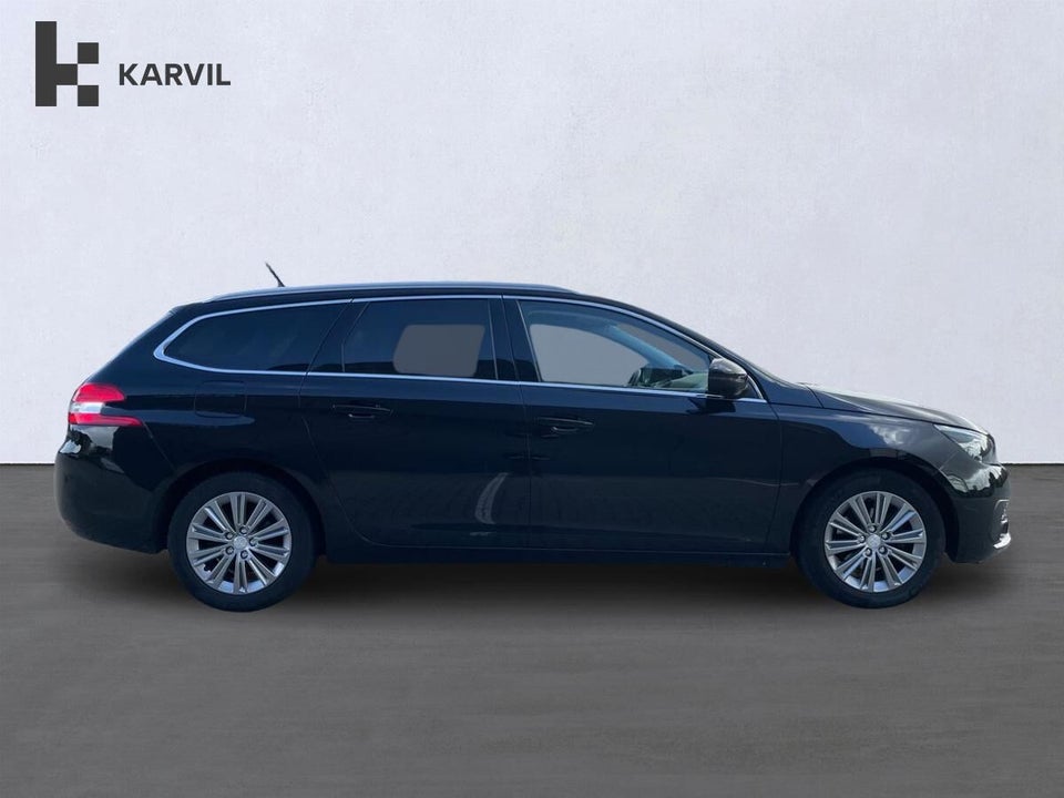 Peugeot 308 1,5 BlueHDi 130 Selection Sky SW 5d