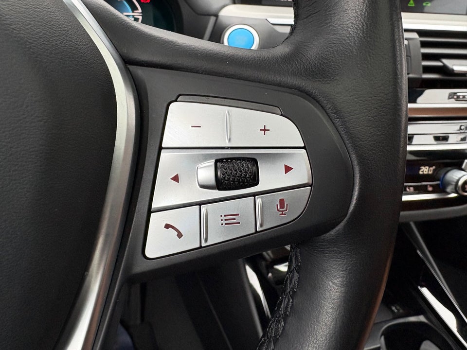 BMW iX3 Charged Impressive 5d