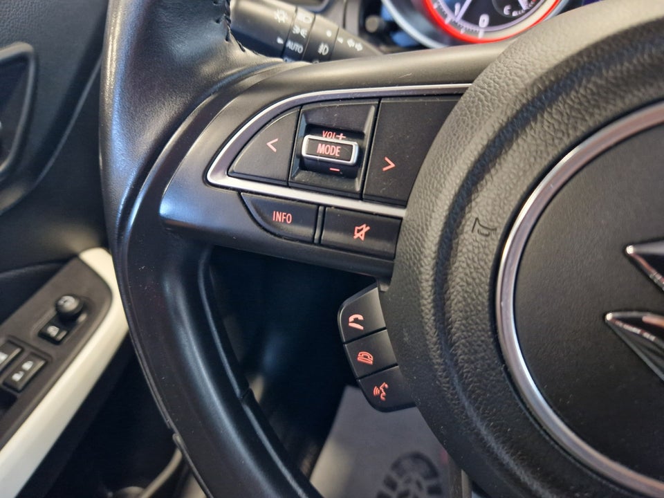 Suzuki Swift 1,2 mHybrid Exclusive 5d