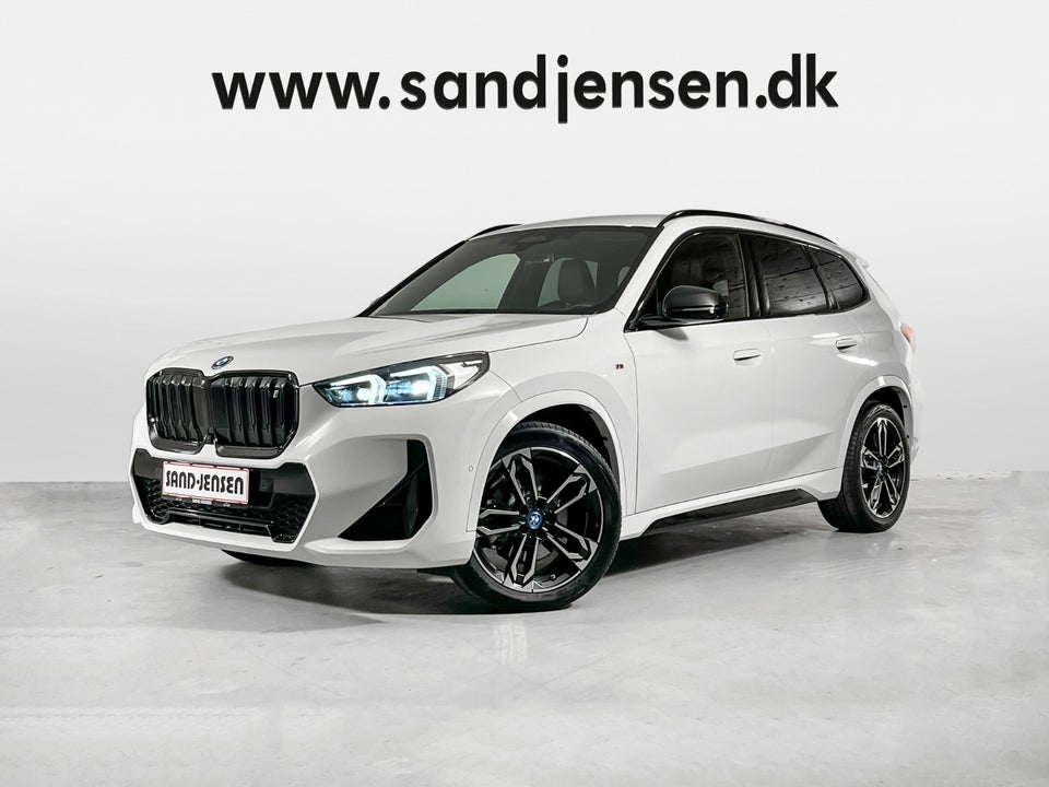 BMW iX1 xDrive30 M-Sport 5d