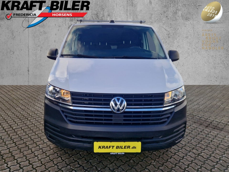 VW Transporter 2,0 TDi 110 Kassevogn lang