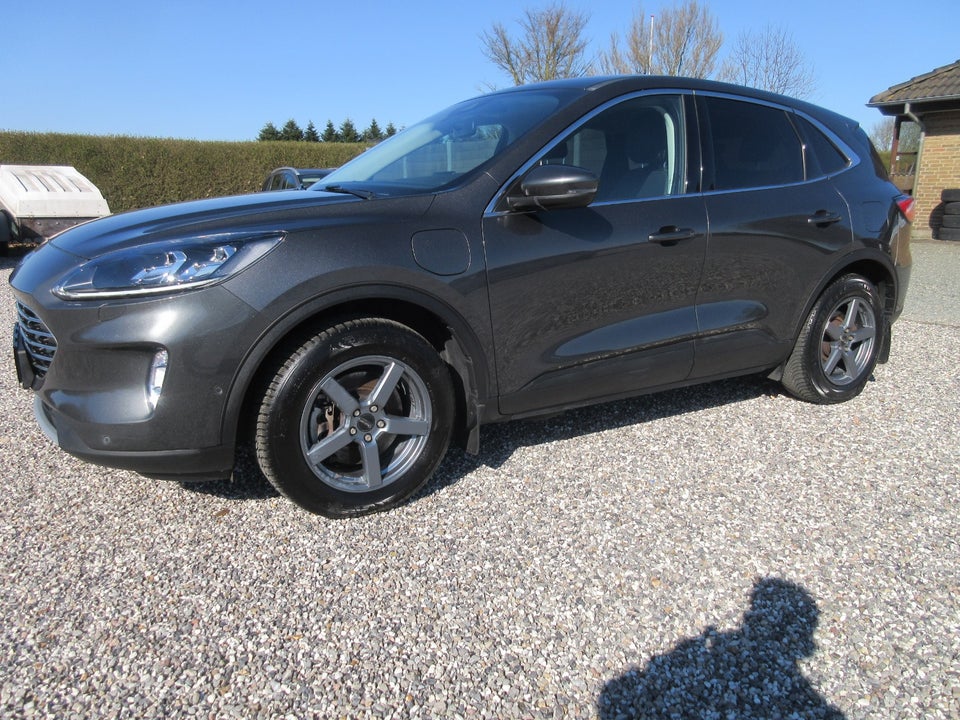 Ford Kuga 2,5 PHEV Titanium X CVT 5d
