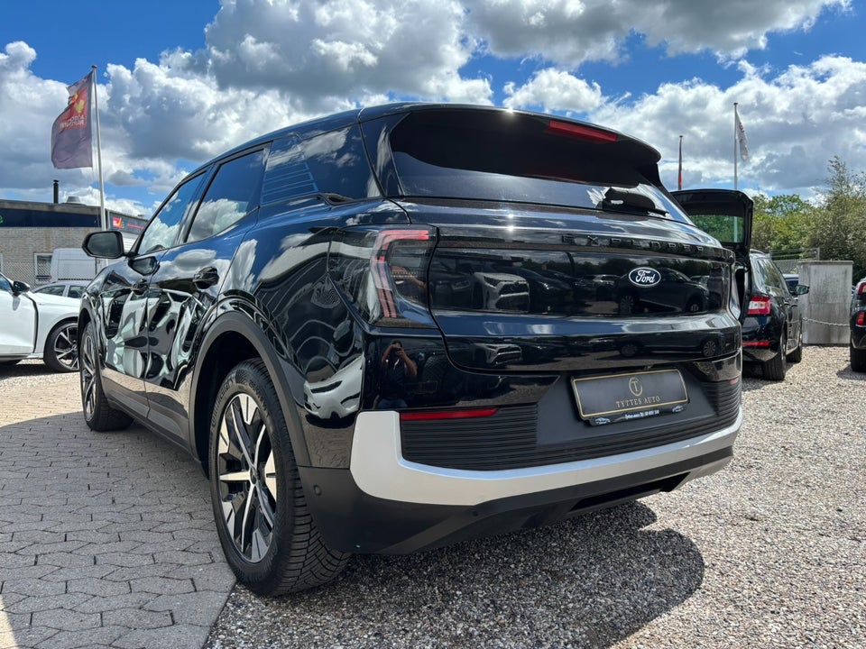 Ford Explorer 77 Select Extended Range 5d