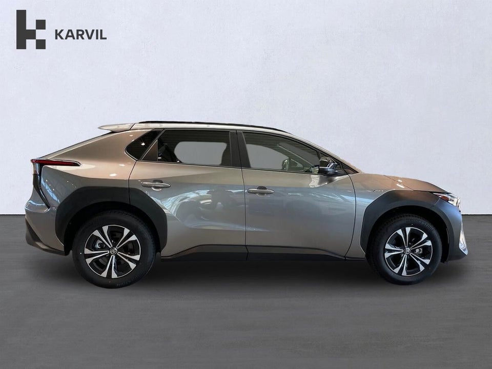 Toyota bZ4X Executive 5d