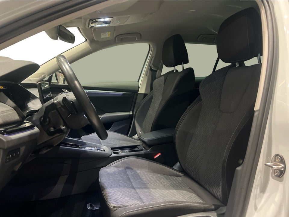 Skoda Octavia 1,4 TSi iV Plus Combi DSG 5d