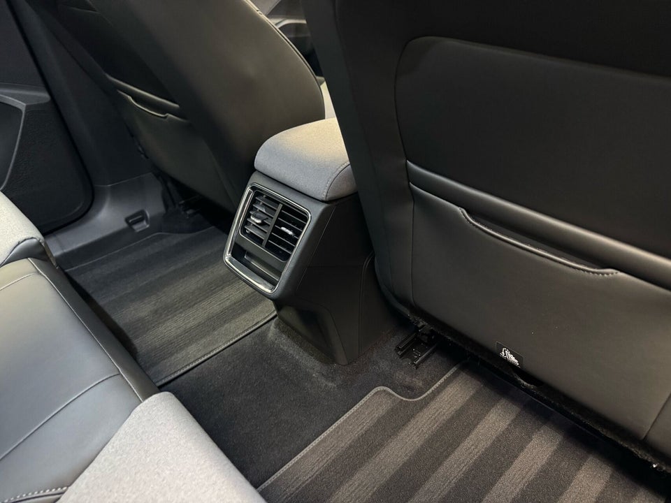 Skoda Enyaq 50 iV 5d