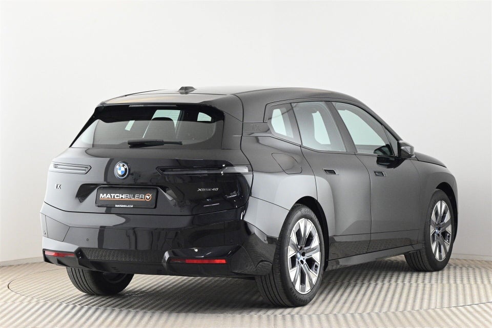 BMW iX xDrive40 Fully Charged 5d