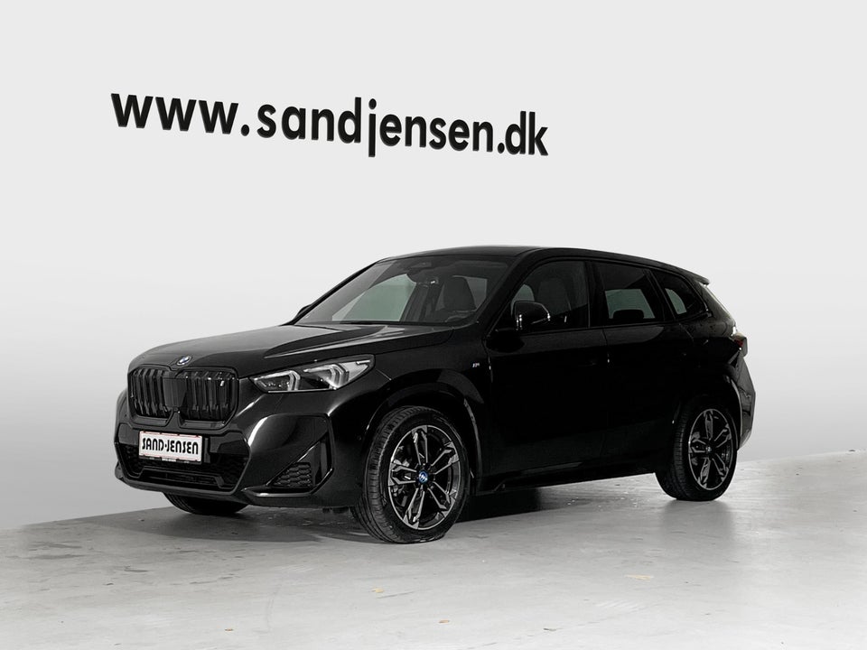 BMW iX1 xDrive30 M-Sport 5d