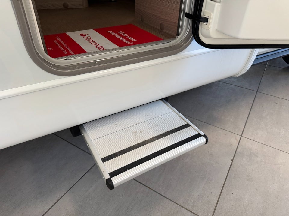 Ford Bürstner 2,0 TDCi Lineo T 620 G aut. 3d