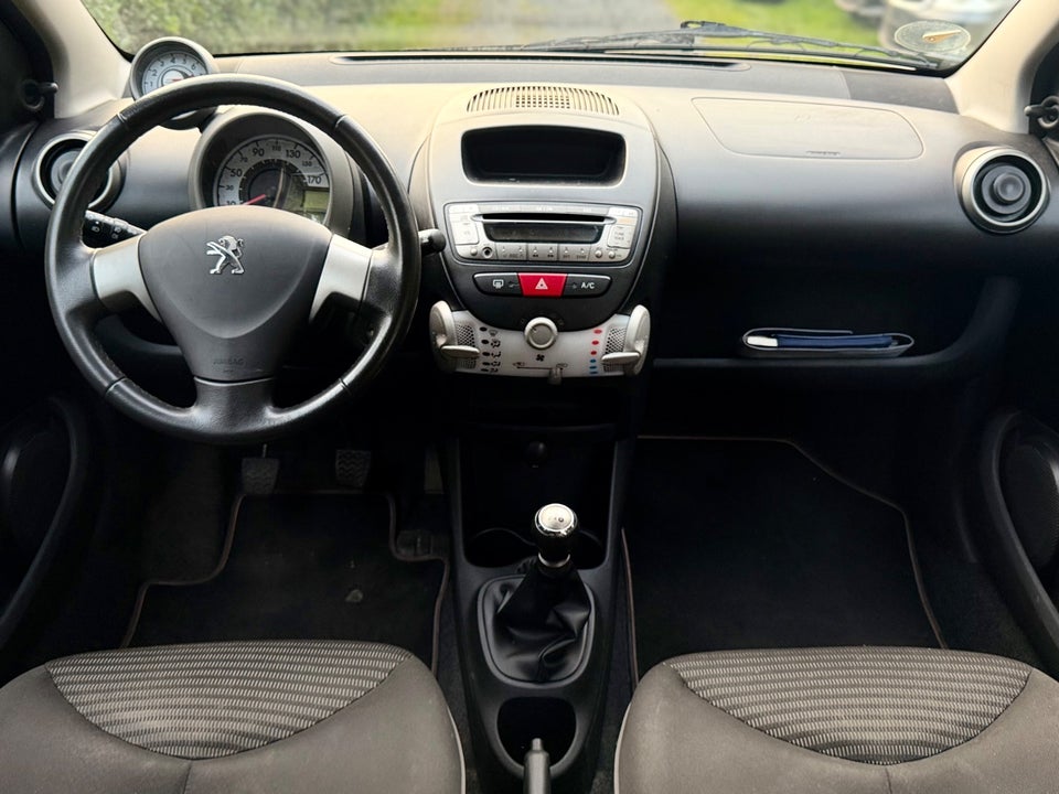 Peugeot 107 1,0 Sportium 5d
