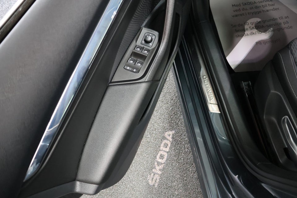 Skoda Octavia 2,0 TDi 150 Style Combi DSG 5d