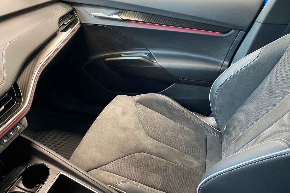 Skoda Elroq 85x iV Sportline 5d