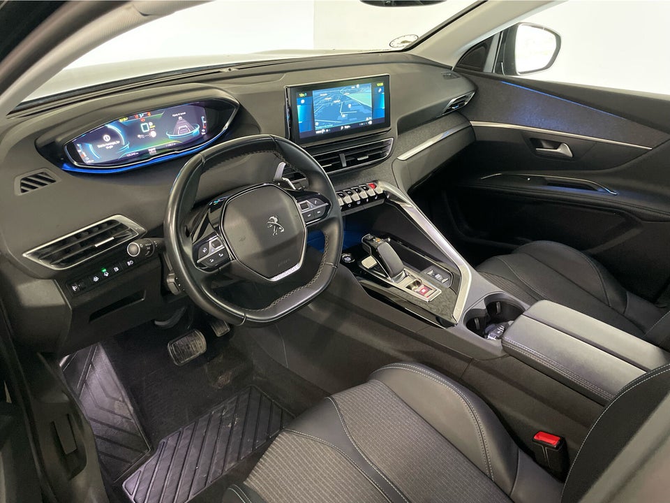 Peugeot 3008 1,6 Hybrid Selection Sport EAT8 5d