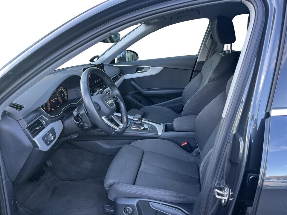 Audi A4 40 TFSi Prestige Avant S-tr. 5d