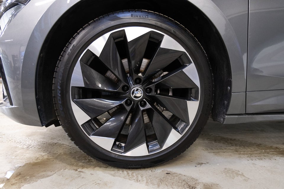 Skoda Enyaq 60 iV Sportline 5d