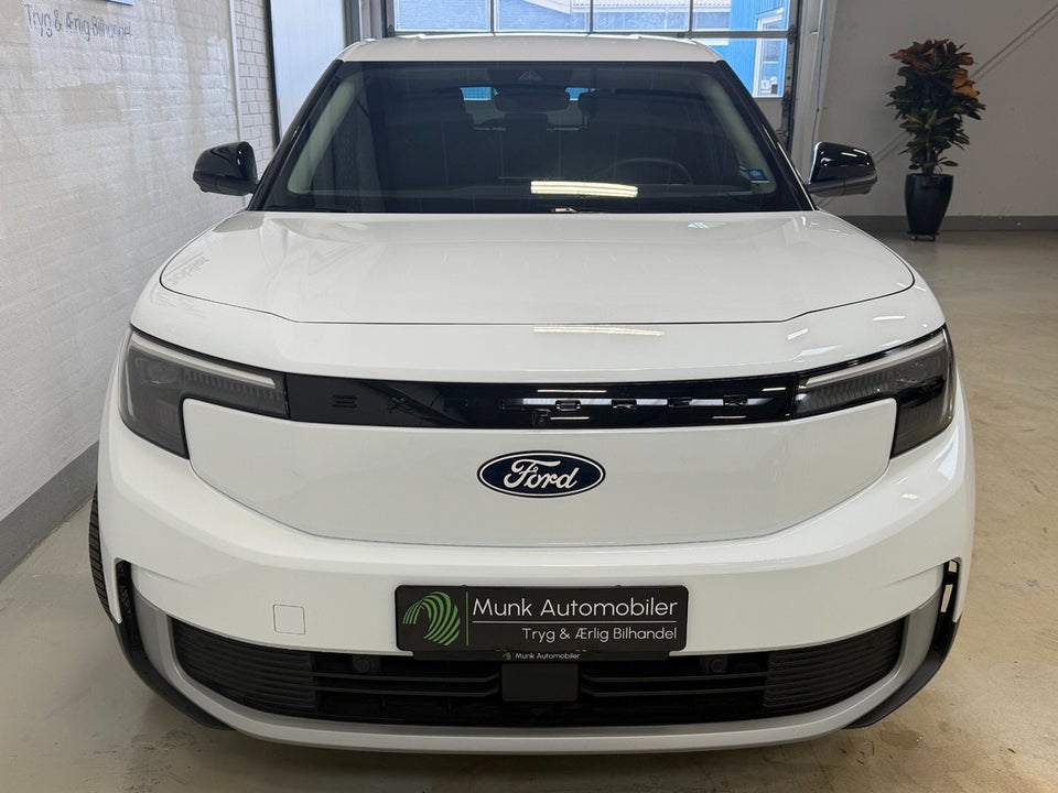 Ford Explorer 79 Select Extended Range 5d