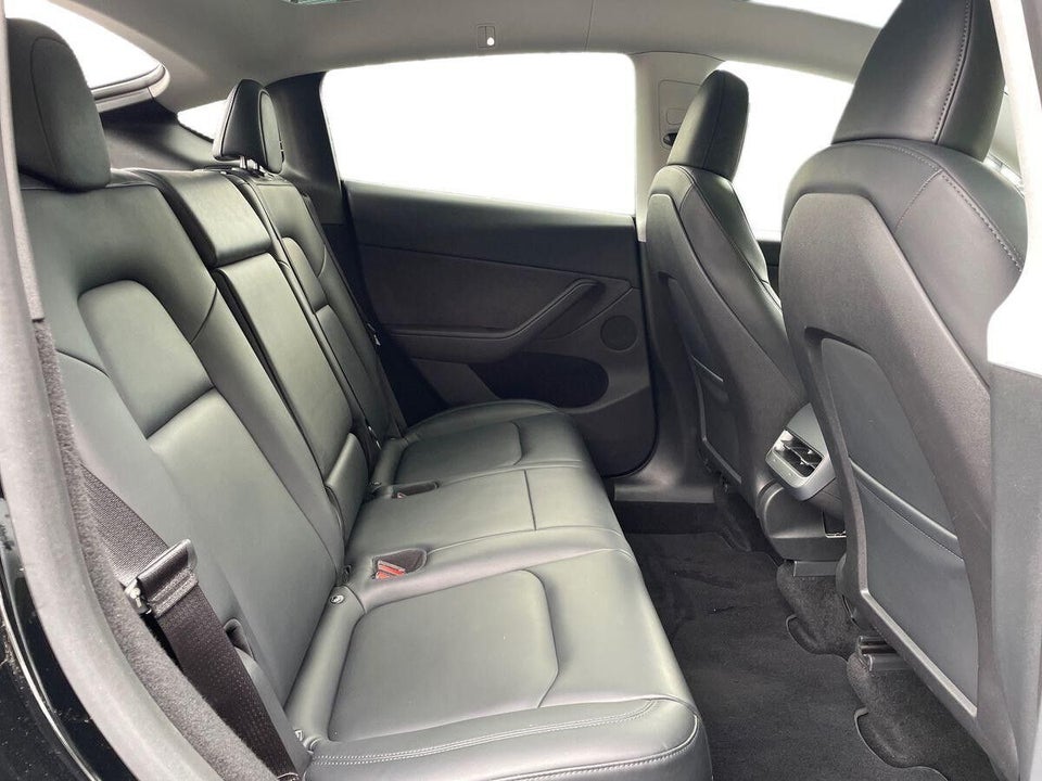 Tesla Model Y Long Range AWD 5d